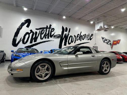 2000 Chevrolet Corvette Base