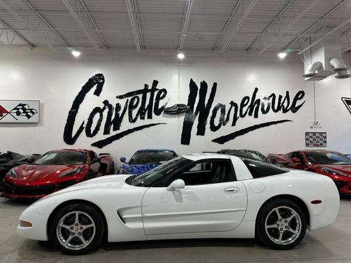 2004 Chevrolet Corvette Base