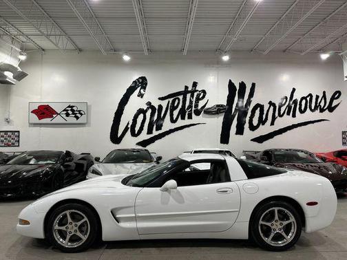 2004 Chevrolet Corvette Base