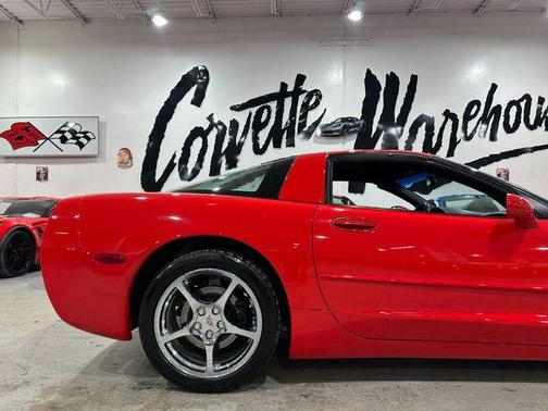 2000 Chevrolet Corvette Base