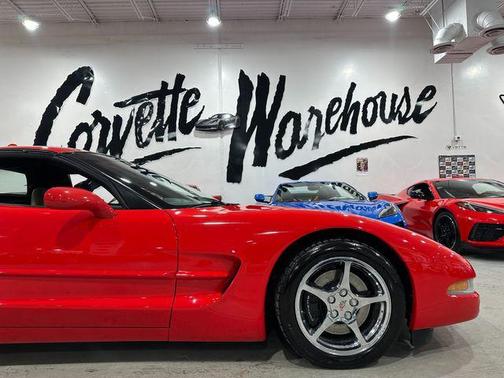 2000 Chevrolet Corvette Base