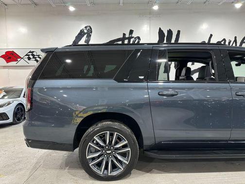 2021 Cadillac Escalade ESV Sport