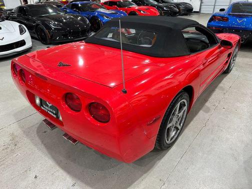2000 Chevrolet Corvette Base