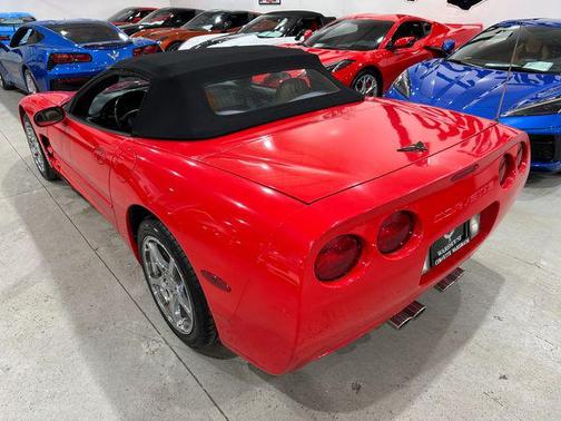 2000 Chevrolet Corvette Base