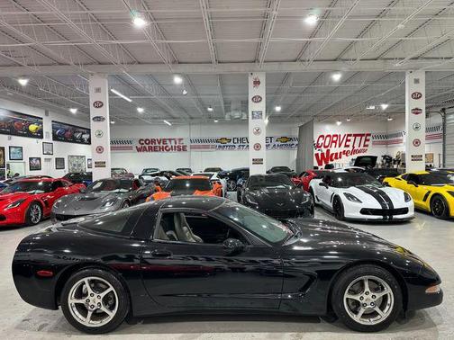 2003 Chevrolet Corvette Base
