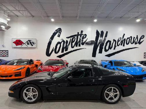 2004 Chevrolet Corvette Base