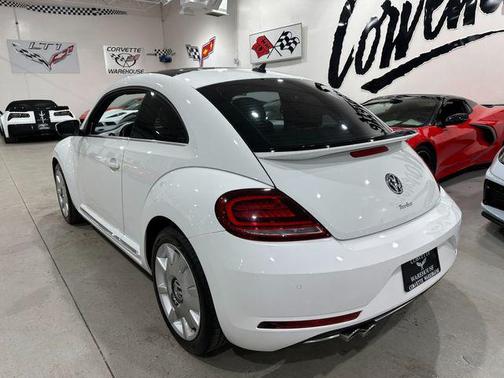 2019 Volkswagen Beetle 2.0T SE