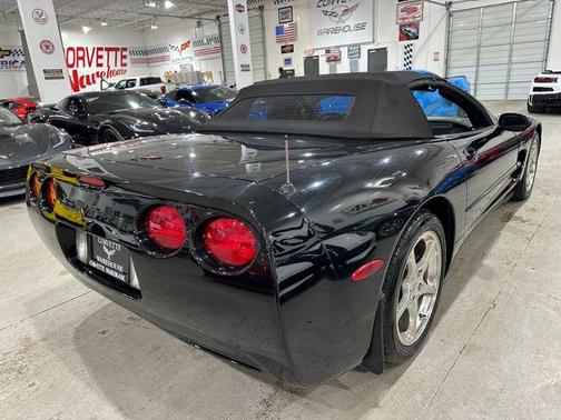 2002 Chevrolet Corvette Base