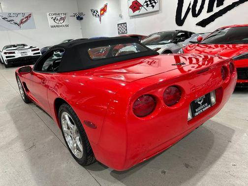 2000 Chevrolet Corvette Base