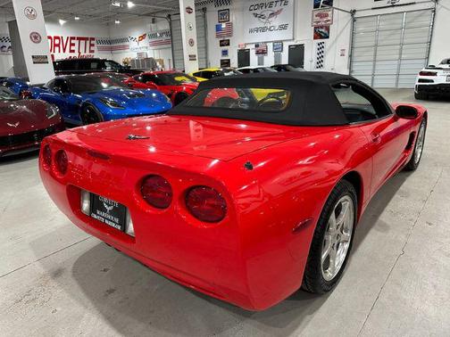 2000 Chevrolet Corvette Base