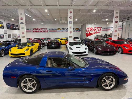 2004 Chevrolet Corvette Base