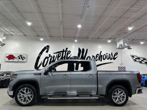 2024 GMC Sierra 1500 SLT