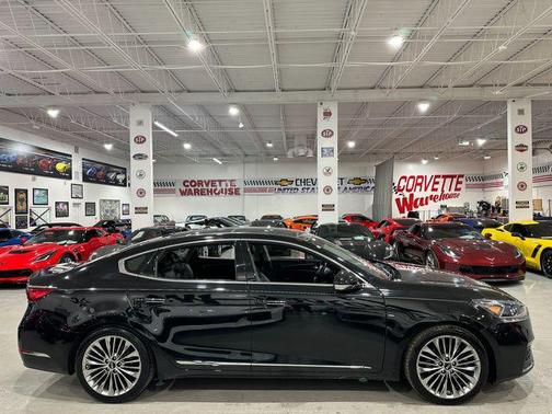 2019 Kia Cadenza Limited