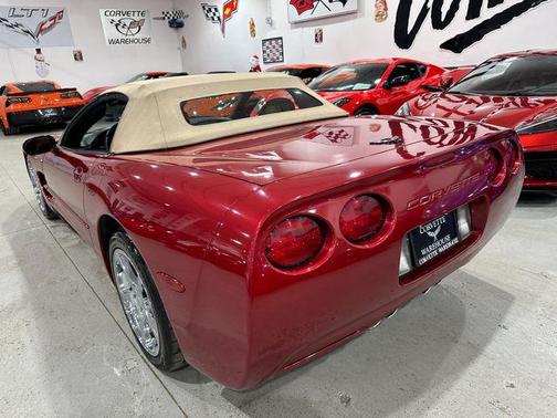 2004 Chevrolet Corvette Base