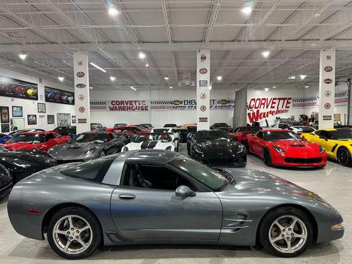 2003 Chevrolet Corvette Base