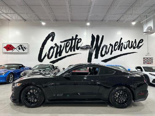 2017 Ford Shelby GT350 Base