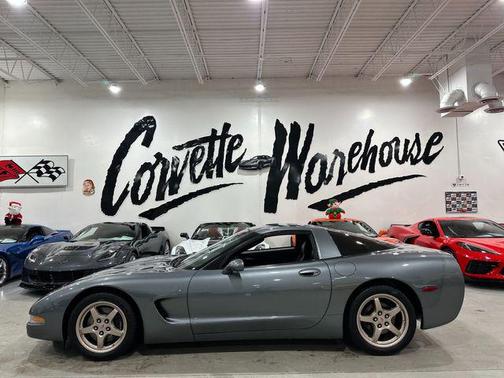 2003 Chevrolet Corvette Base