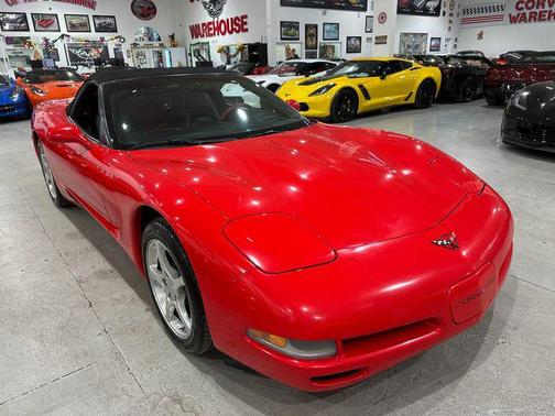 2000 Chevrolet Corvette Base