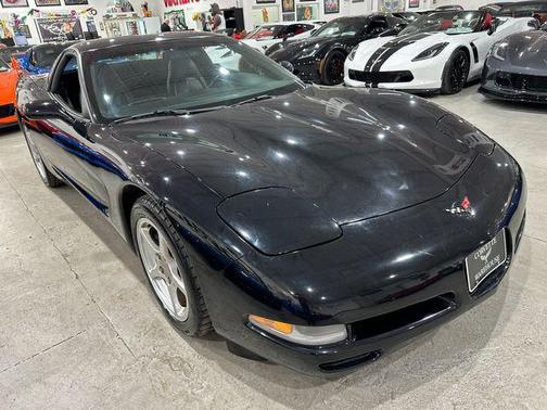 2000 Chevrolet Corvette Base