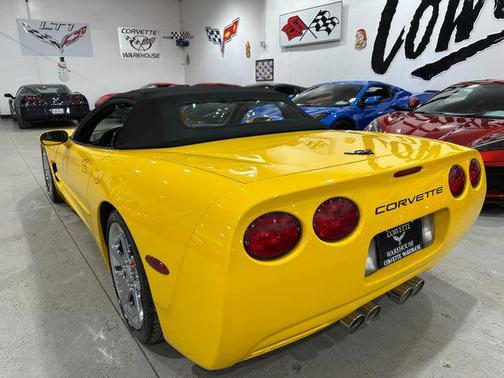 2002 Chevrolet Corvette Base