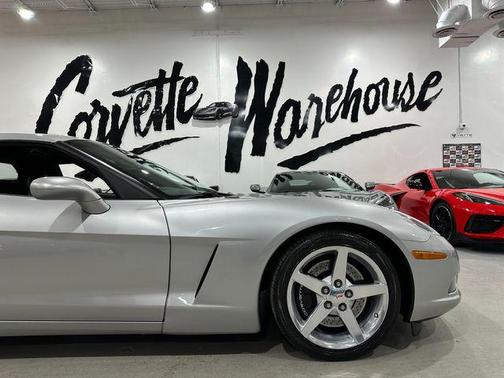 2005 Chevrolet Corvette Base