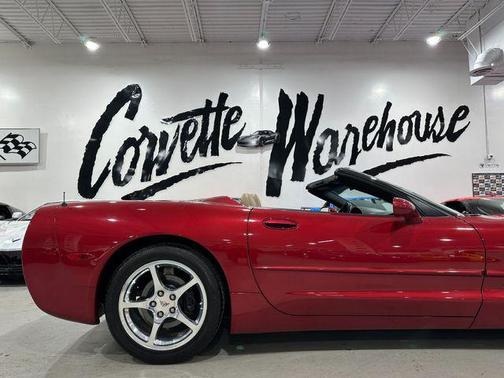 2004 Chevrolet Corvette Base