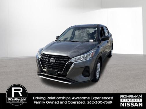 Gun Metallic 2024 Nissan Kicks S