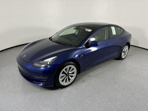 2022 Tesla Model 3 Long Range
