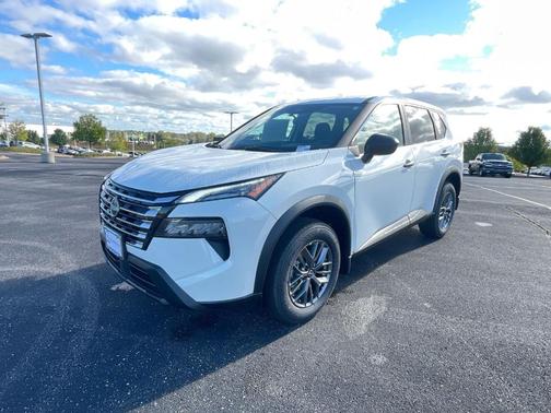 2025 Nissan Rogue S