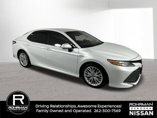 2018 Toyota Camry Hybrid LE