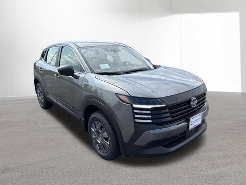 Gun Metallic 2026 Nissan Kicks S