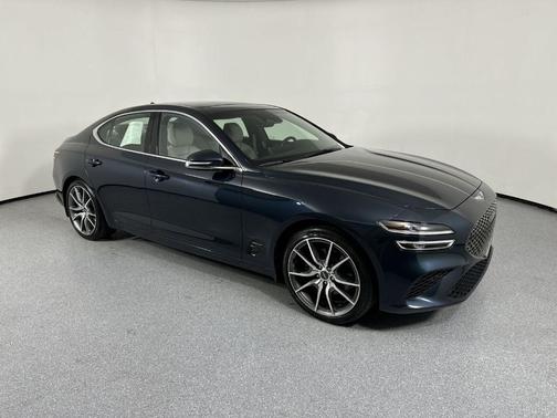 2022 Genesis G70 2.0T