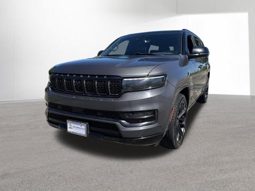 Baltic Gray Metallic Clearcoat 2024 Jeep Grand Wagoneer Series II