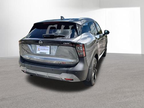 Gun Metallic 2025 Nissan Kicks SR