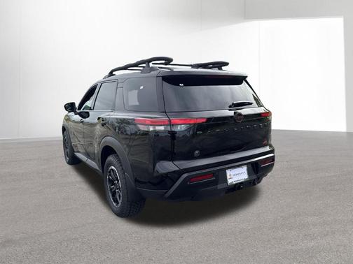 Black 2026 Nissan Pathfinder Rock Creek