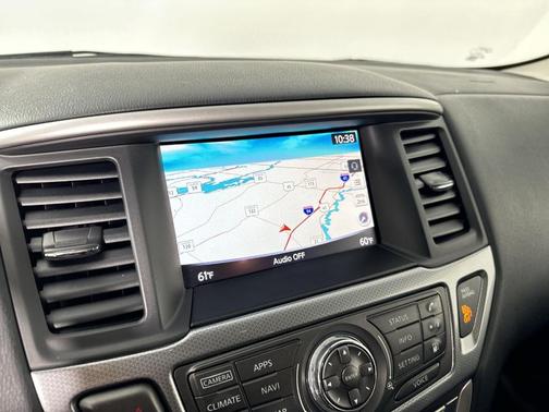 2020 Nissan Pathfinder SL