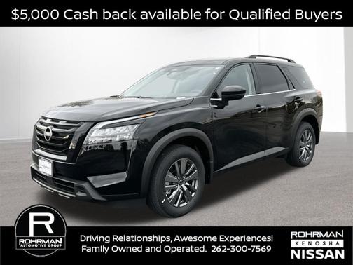 2025 Nissan Pathfinder SV