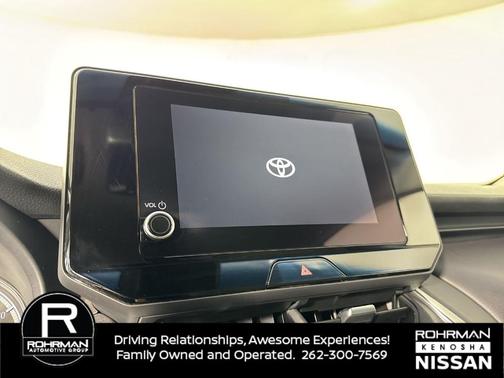 2024 Toyota Venza LE