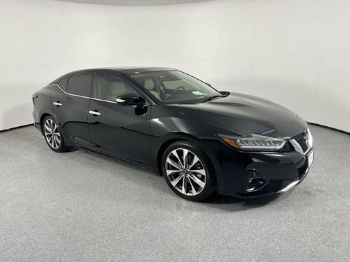 2023 Nissan Maxima Platinum