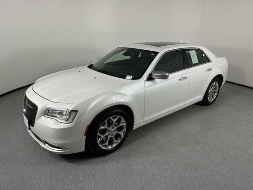 2016 Chrysler 300C Platinum