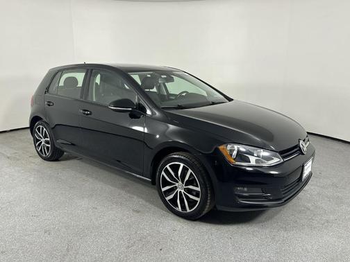 2016 Volkswagen Golf TSI SE 4-Door