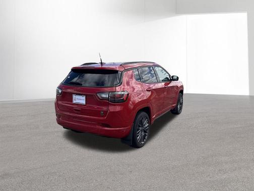 Redline Pearlcoat 2023 Jeep Compass (RED) Edition