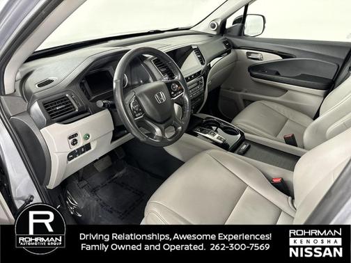 2020 Honda Pilot Touring 8-Passenger