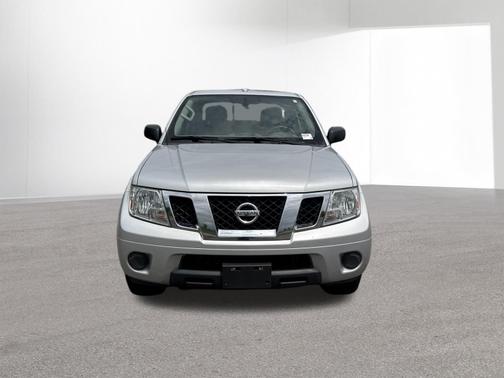 Brilliant Silver 2018 Nissan Frontier SV