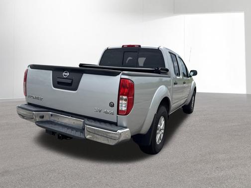 Brilliant Silver 2018 Nissan Frontier SV