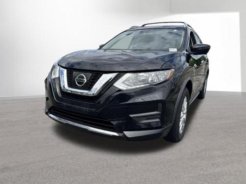 Magnetic Black 2017 Nissan Rogue SV