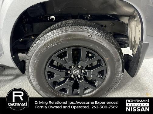 2023 Nissan Frontier SV