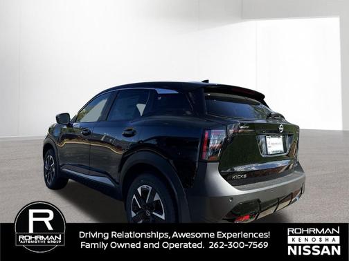 2025 Nissan Kicks SV