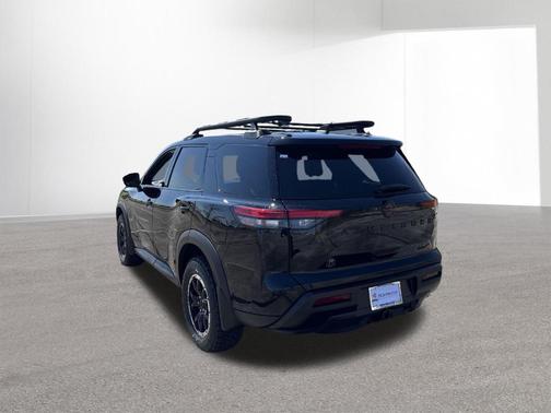 Black 2026 Nissan Pathfinder Rock Creek