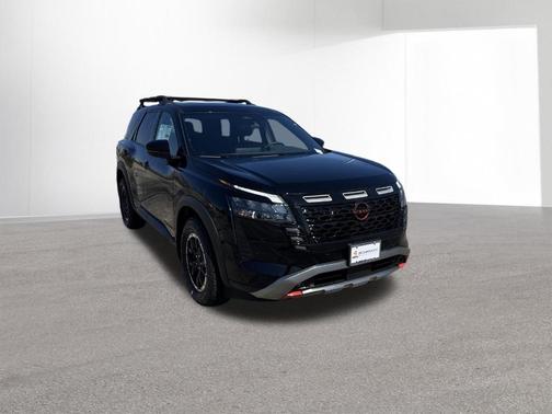 Black 2026 Nissan Pathfinder Rock Creek